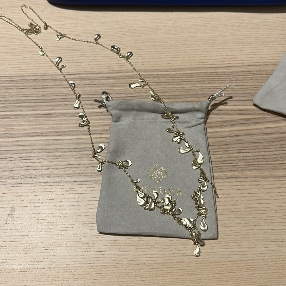 Kendra Scott Bella long strand necklace in gold